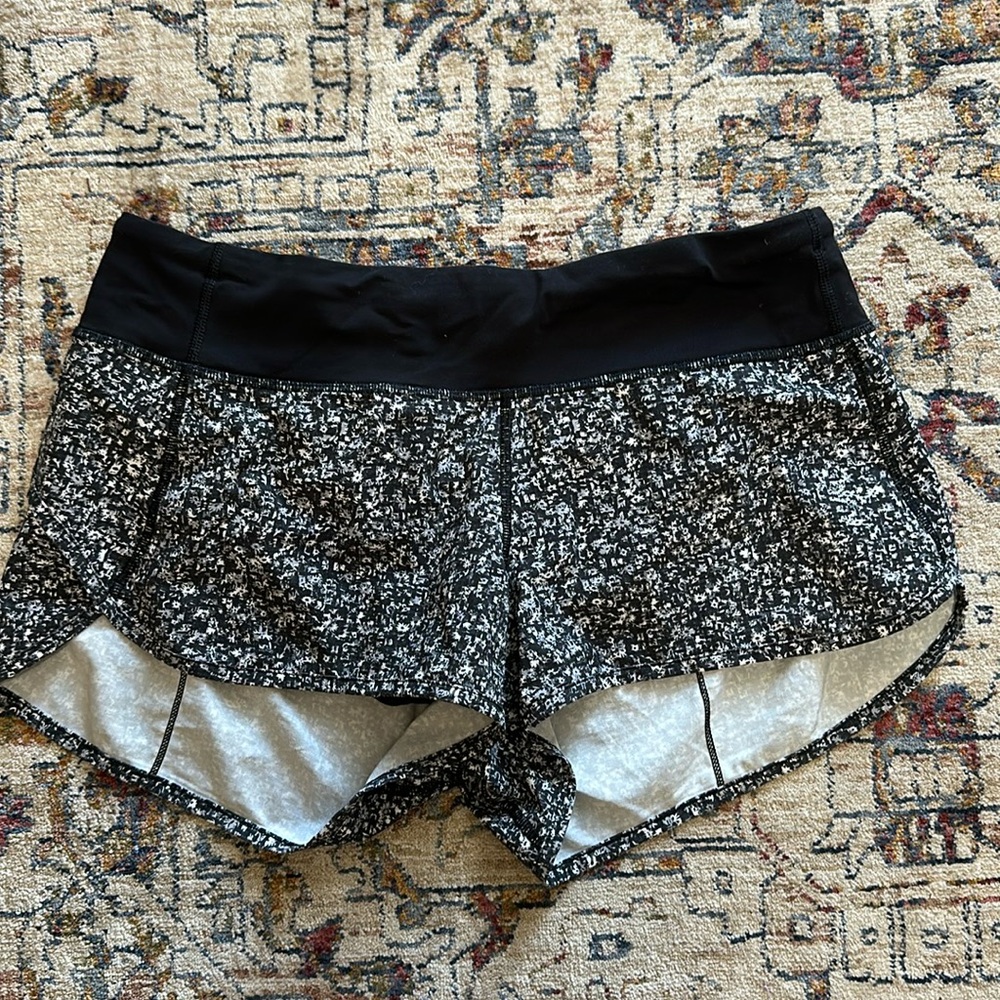 Lululemon speed up short 2.5 inch inseam